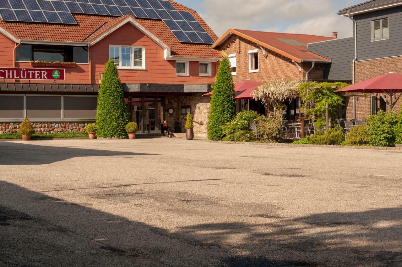 Schlueter Hotel & Restaurant Wankendorf Exterior photo